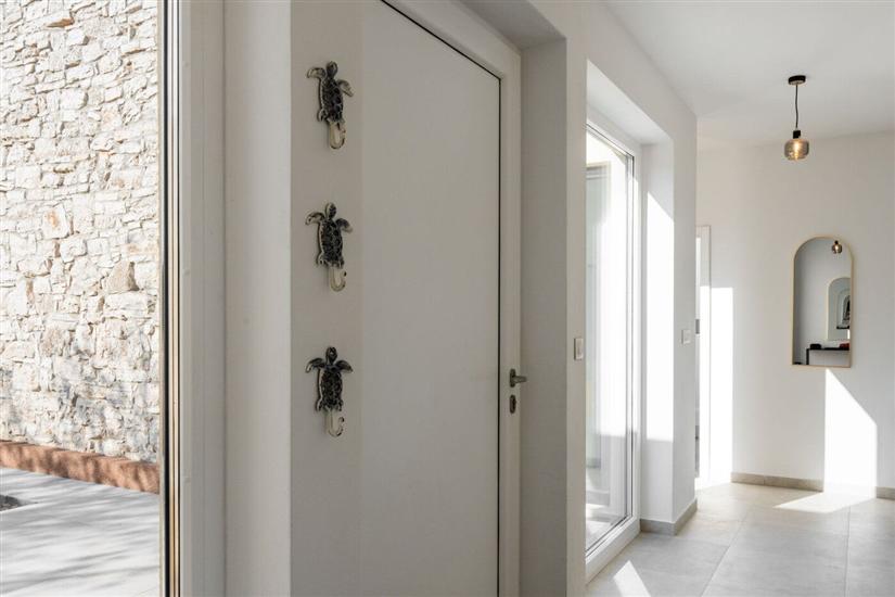 House K1, for 10 persons