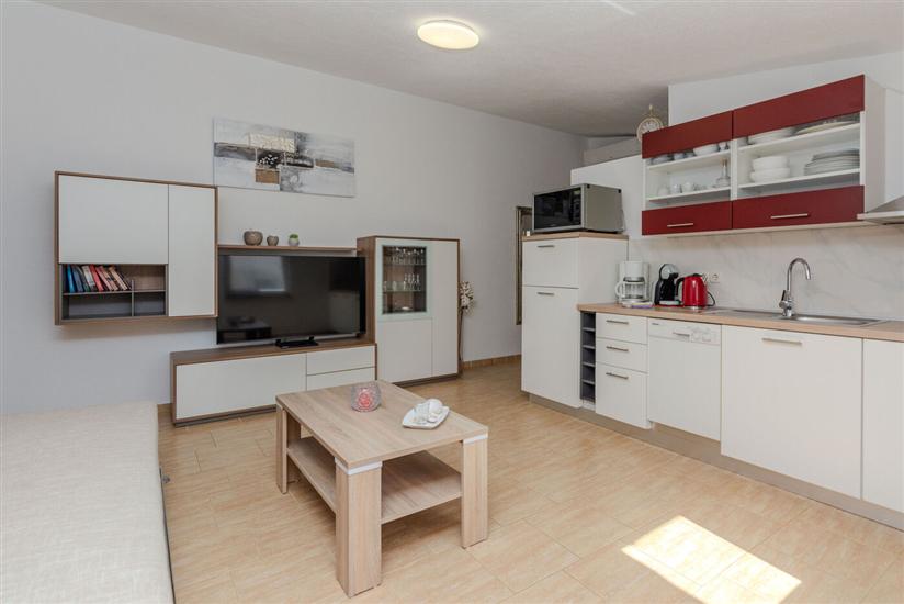 Apartment A2, for 5 persons