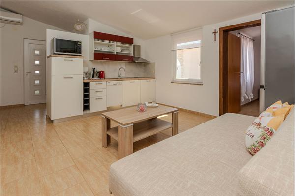 Apartment A2, for 5 persons