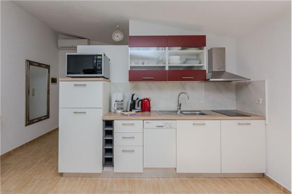Apartment A2, for 5 persons
