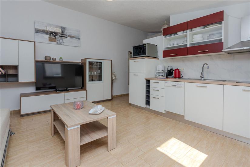 Apartment A2, for 5 persons