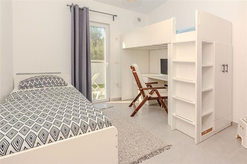 House K1, for 5 persons