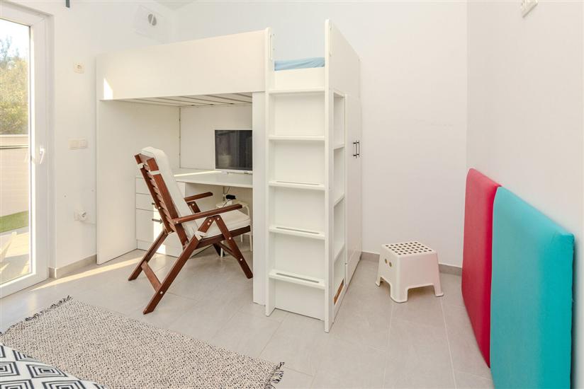 House K1, for 5 persons