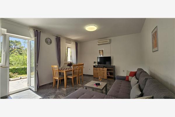 Apartment A1, for 4 persons