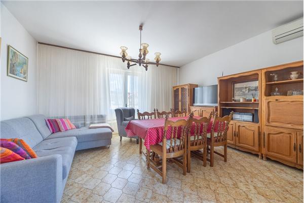 Apartment A1, for 8 persons
