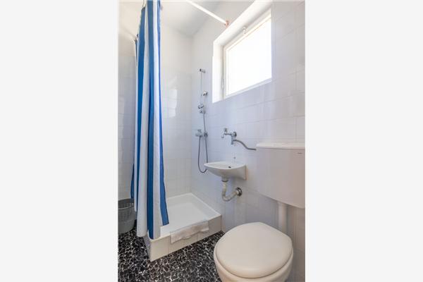 Apartment A1, for 8 persons