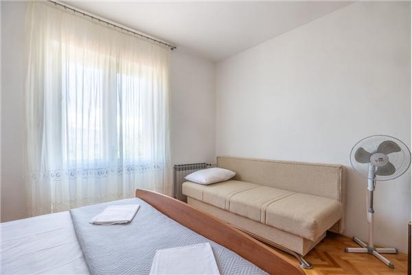 Apartment A1, for 8 persons
