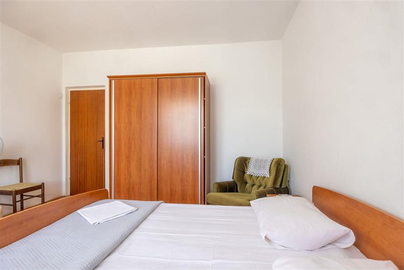 Apartment A1, for 8 persons