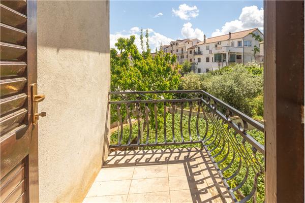 Apartment A1, for 8 persons