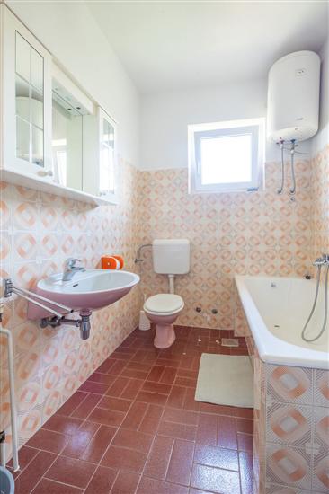 Apartment A1, for 8 persons