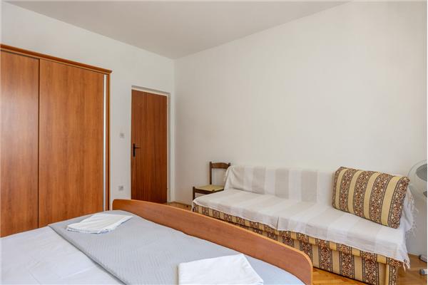 Apartment A1, for 8 persons