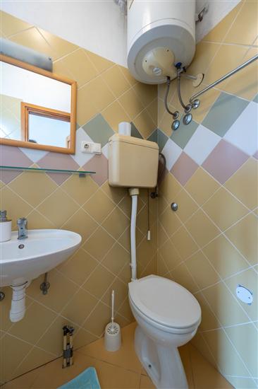 Apartment A6, for 2 persons