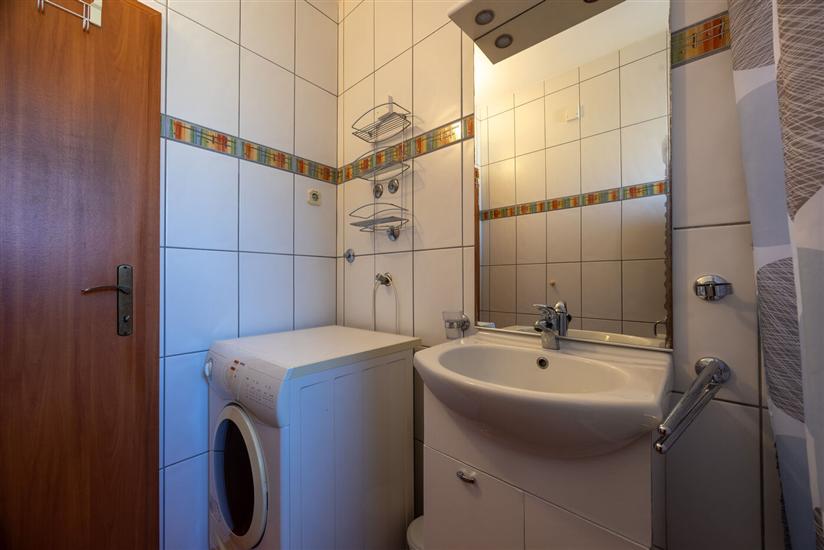 Apartment A1, for 6 persons