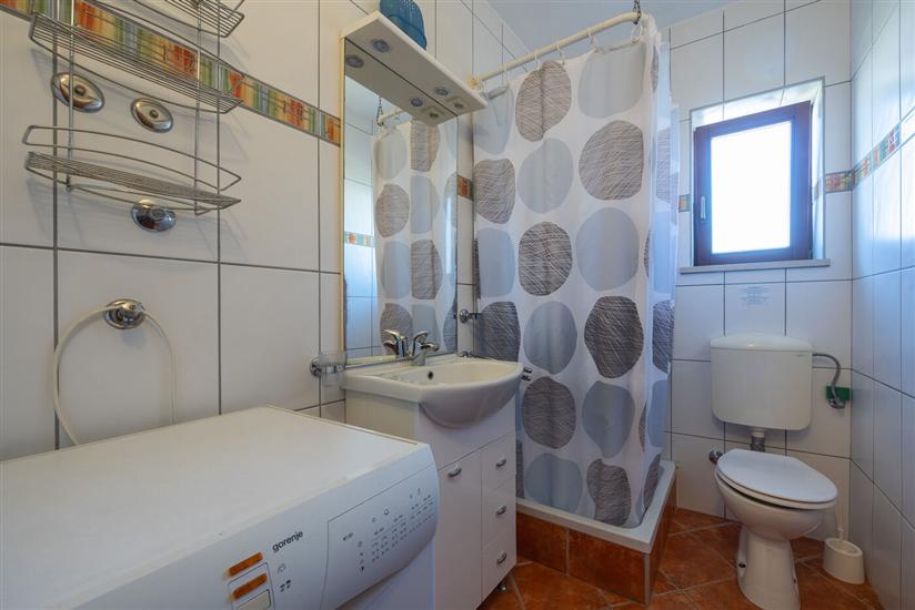 Apartment A1, for 6 persons