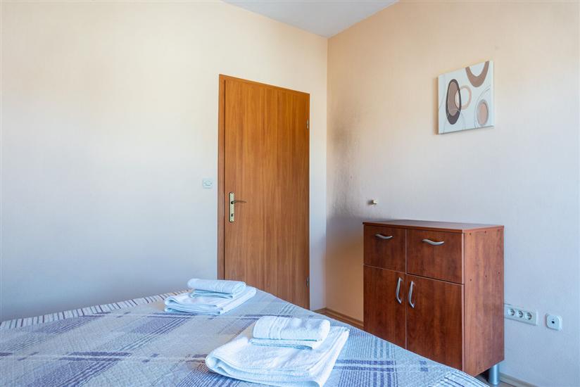 Apartment A1, for 6 persons