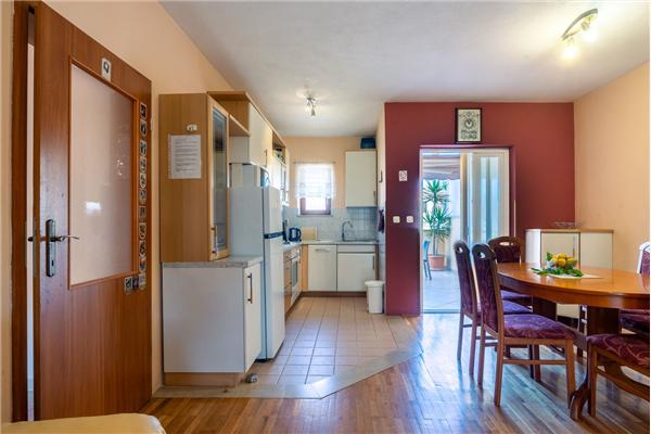 Apartment A1, for 6 persons