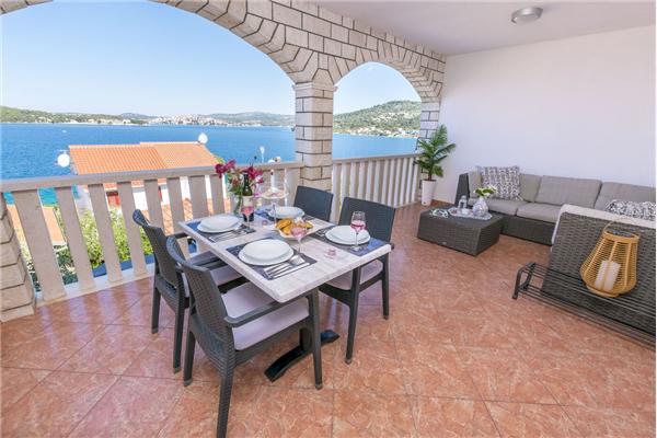 Apartment A2, for 4 persons