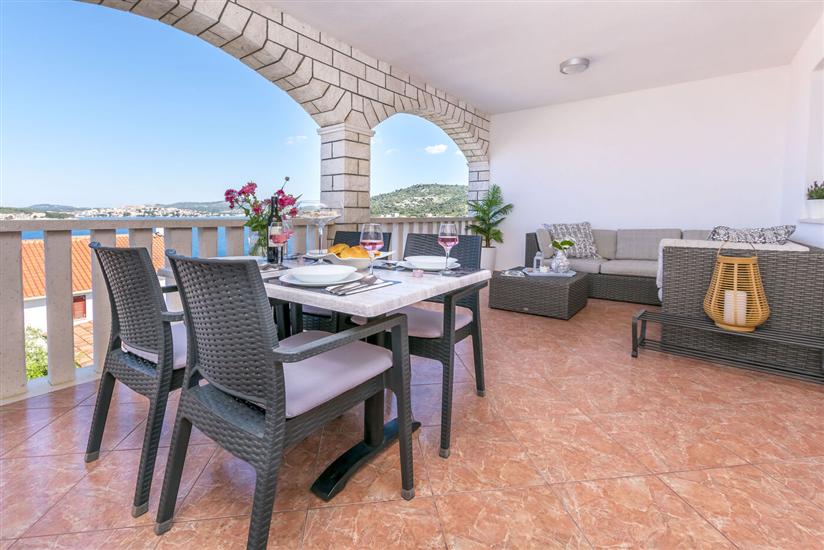 Apartment A2, for 4 persons