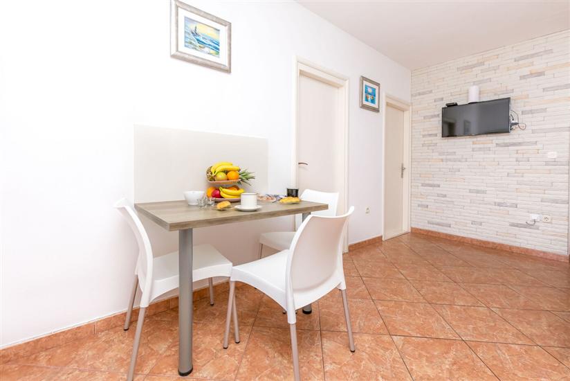 Apartment A2, for 4 persons