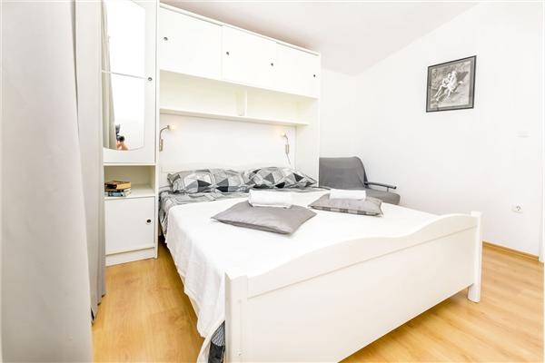 Apartment A5, for 2 persons