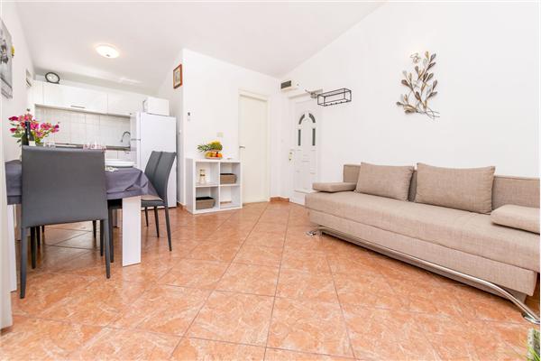 Apartment A5, for 2 persons