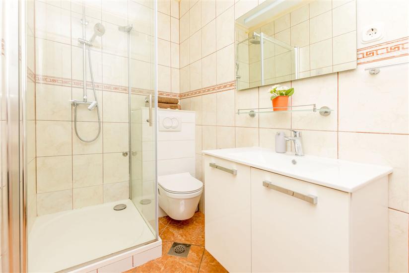 Apartment A6, for 2 persons