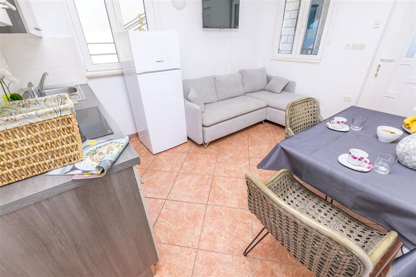 Apartment A6, for 2 persons