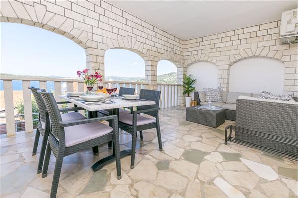 Apartment A6, for 2 persons