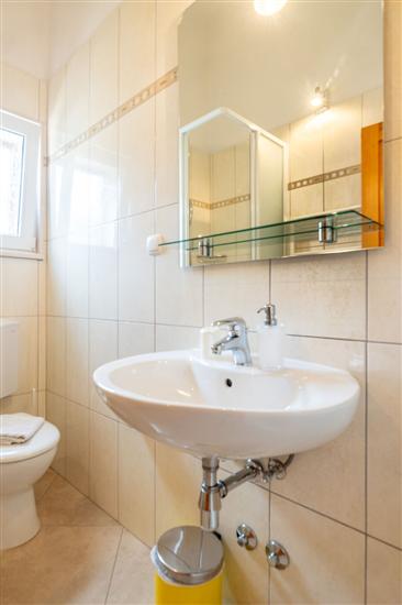 Apartment A5, for 2 persons