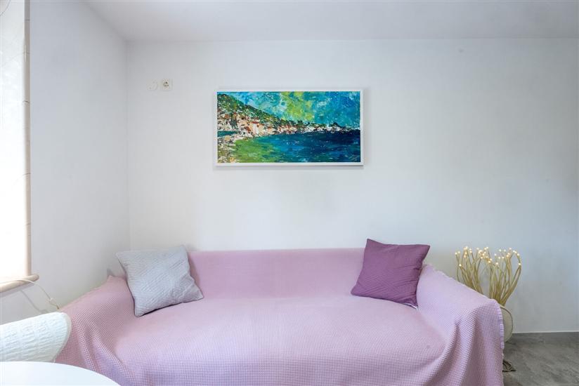 Apartment A6, for 3 persons