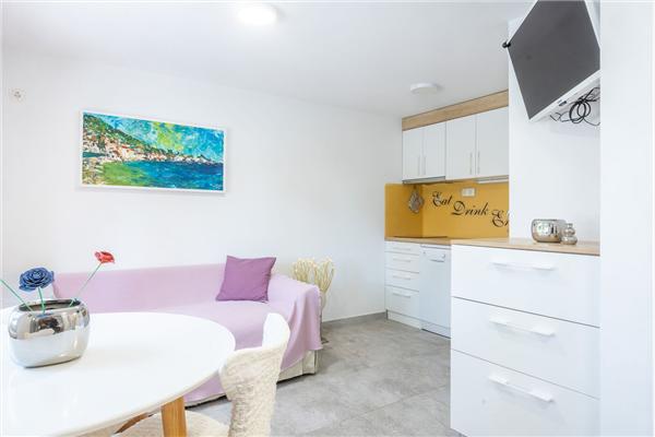 Apartment A6, for 3 persons