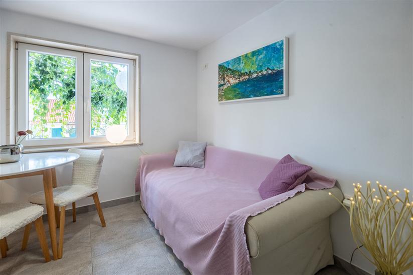 Apartment A6, for 3 persons