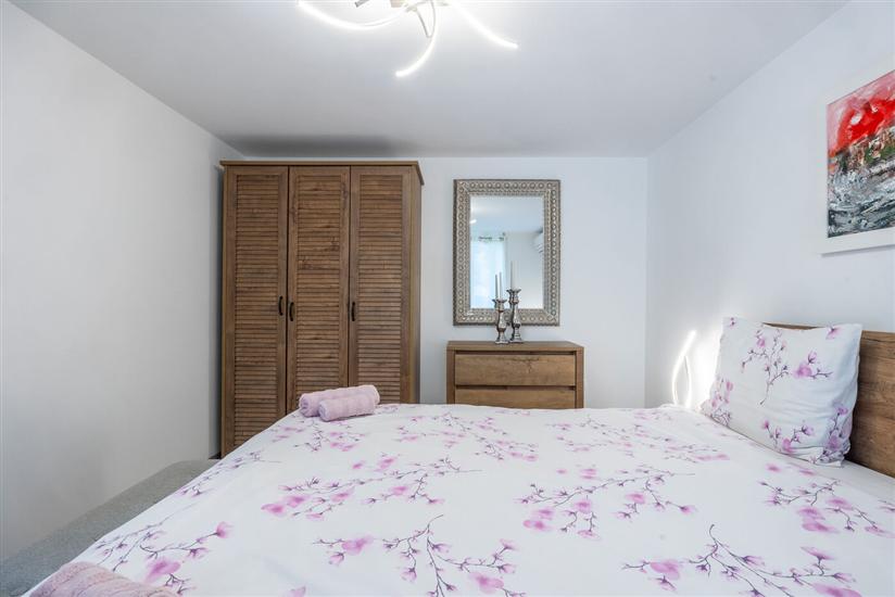 Apartment A6, for 3 persons