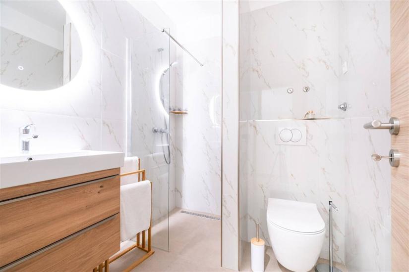 Room S1, for 2 persons