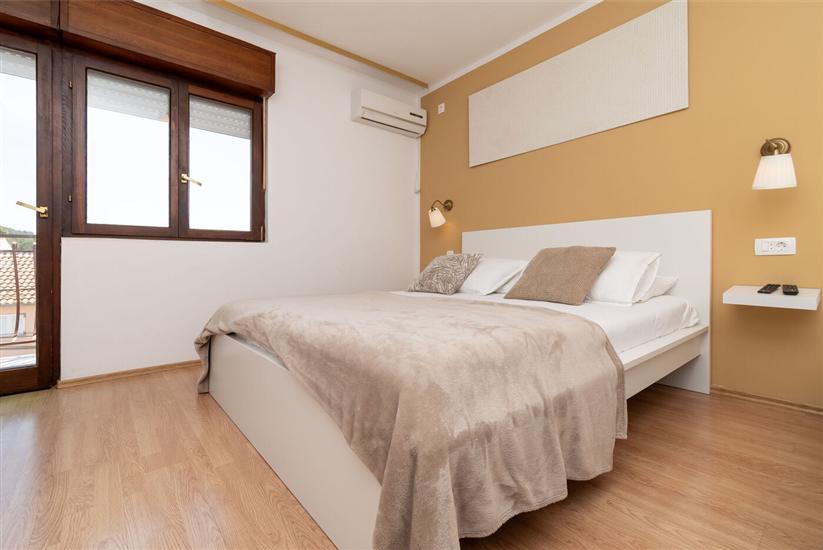 Apartment A2, for 3 persons