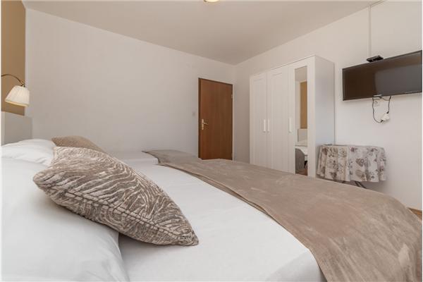 Apartment A2, for 3 persons