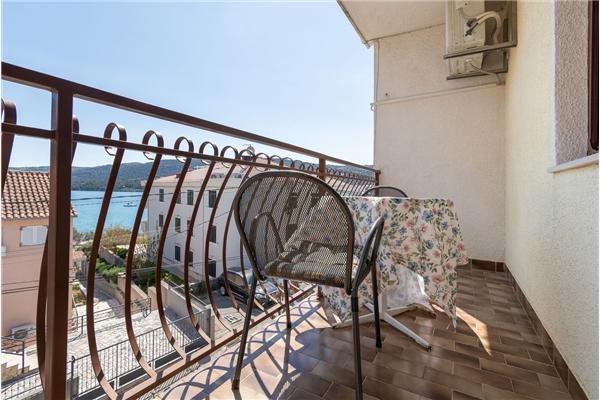 Apartment A2, for 3 persons