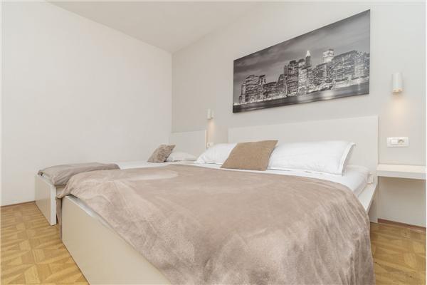 Apartment A4, for 8 persons