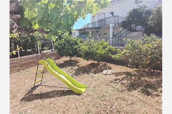 Apartment A1, for 5 persons