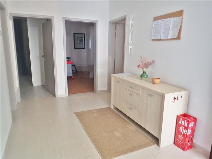 Apartment A1, for 6 persons