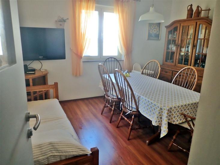 Apartment A1, for 6 persons