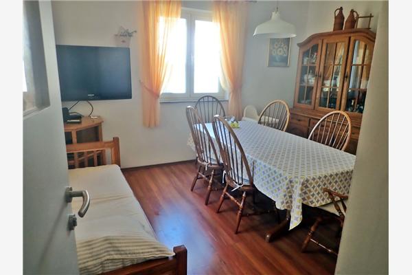 Apartment A1, for 6 persons