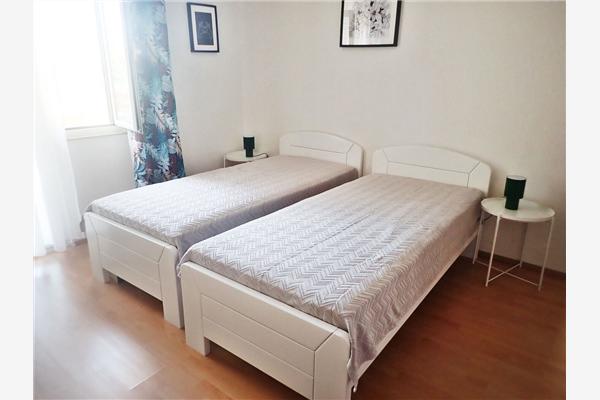Apartment A1, for 6 persons