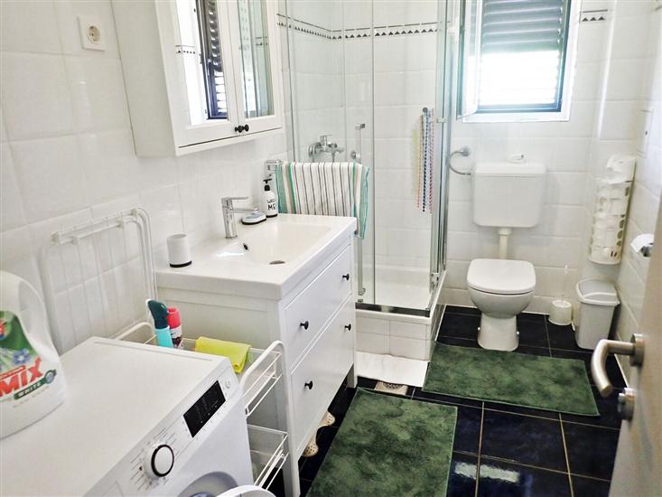 Apartment A1, for 6 persons