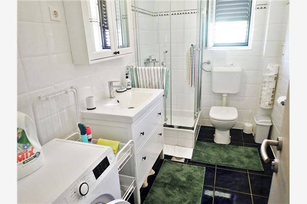 Apartment A1, for 6 persons