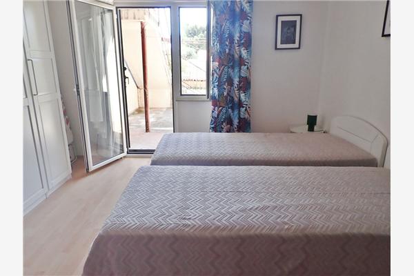 Apartment A1, for 6 persons