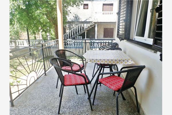 Apartment A1, for 6 persons