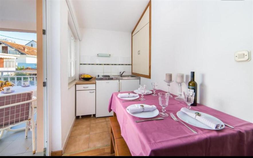 Apartment A1, for 6 persons