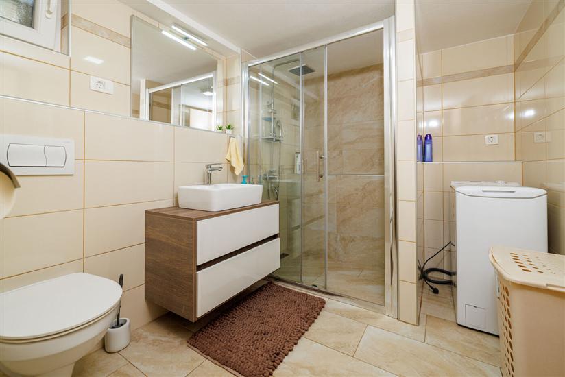 Apartman A1, na 6 osebe