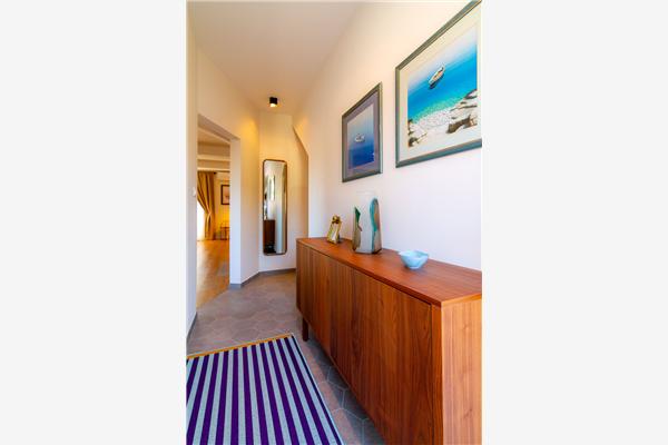 Apartment A1, for 6 persons